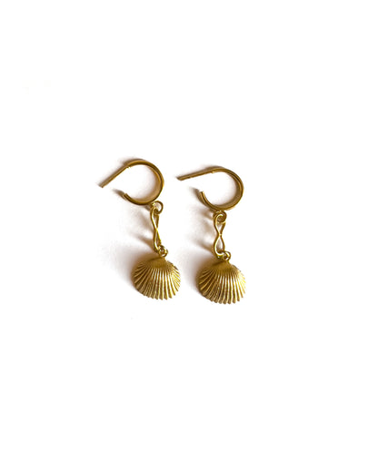 Pendientes aro colgante concha